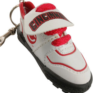 Cincinnati Reds Mini Sneaker Keychain – MLB Team Shoe Key Ring Collectible